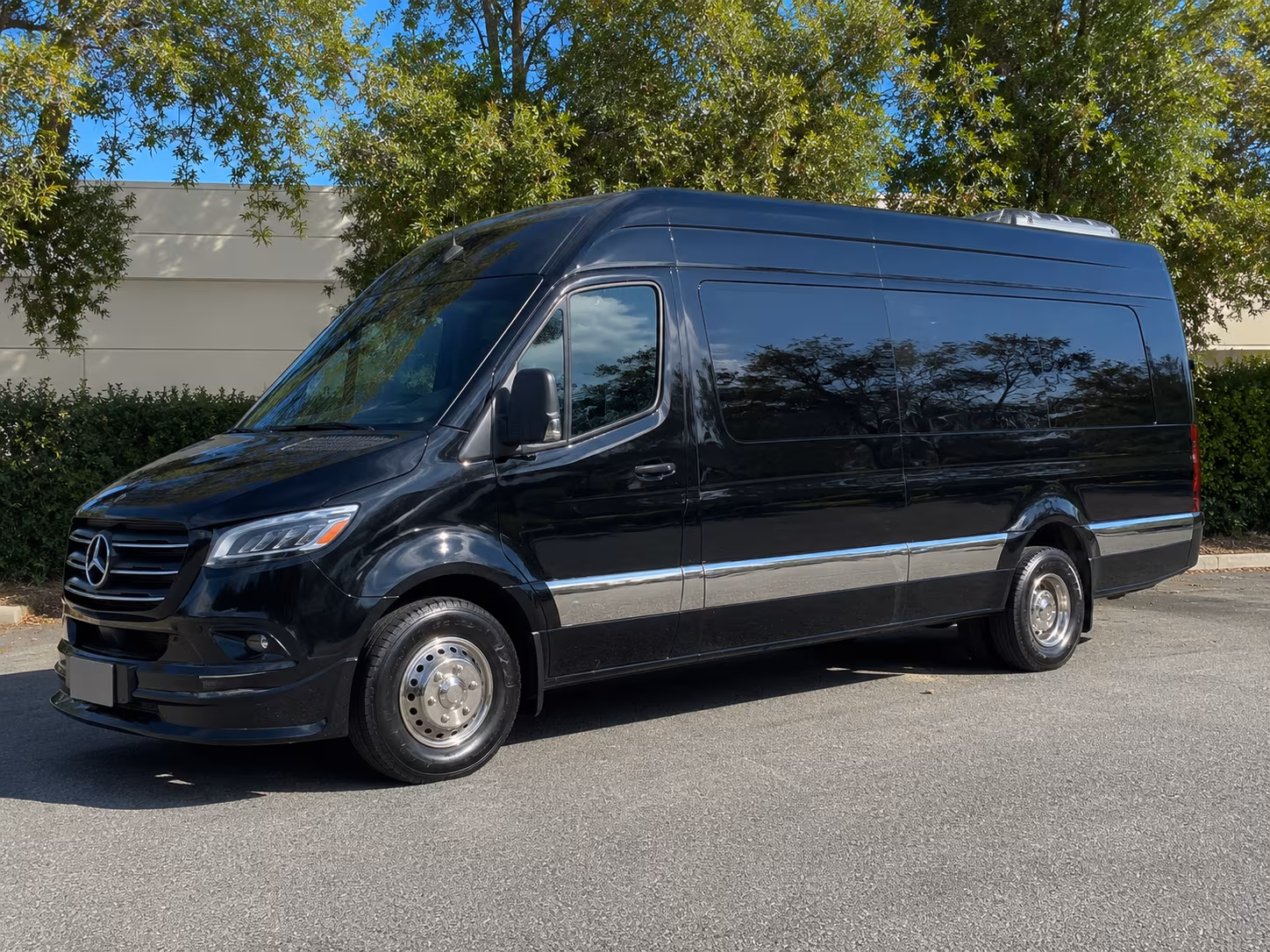 easily book transportation for your next concert or music festival 1