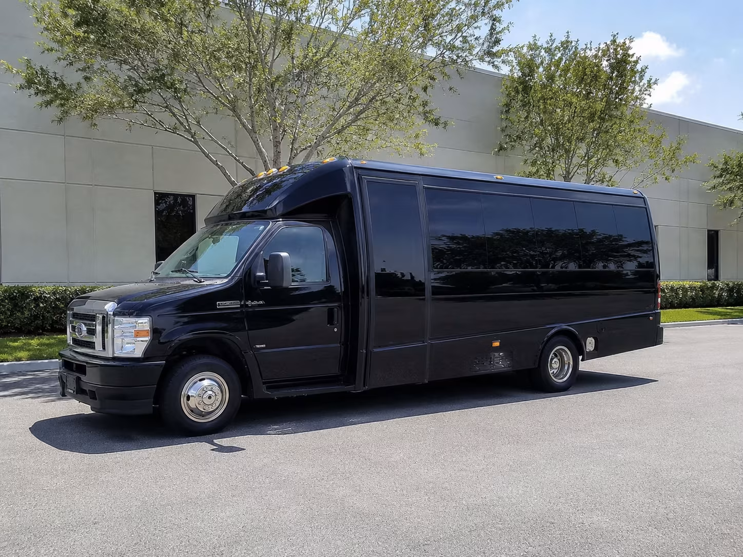 easily book transportation for your next prom 2