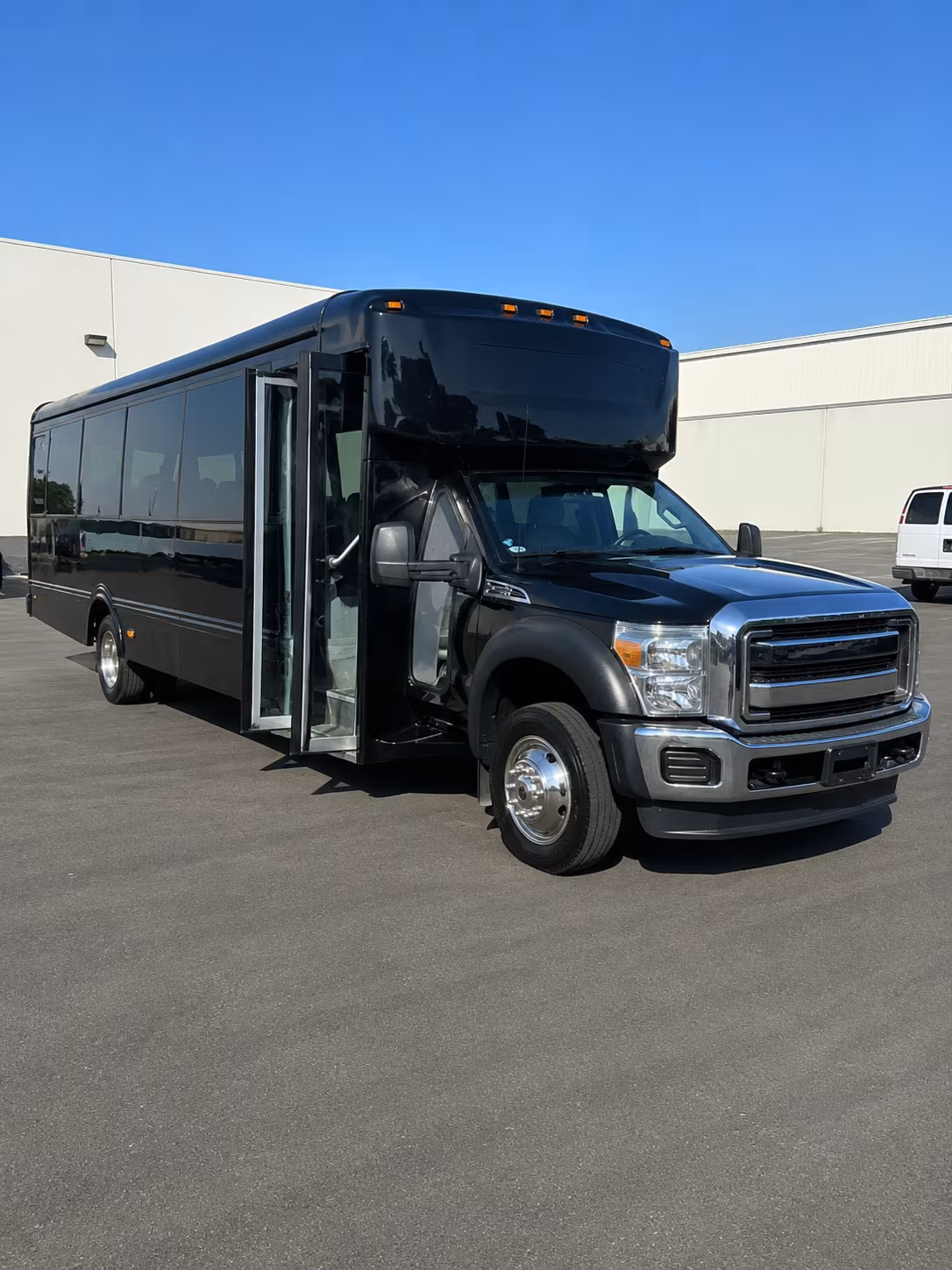 how extra stops and hold time between them affect total booked hours in louisville