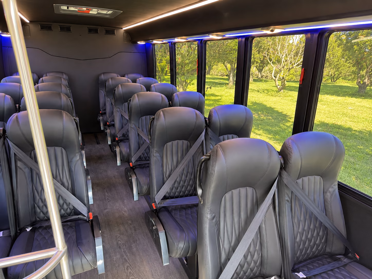louisville 20 passenger minibus interior