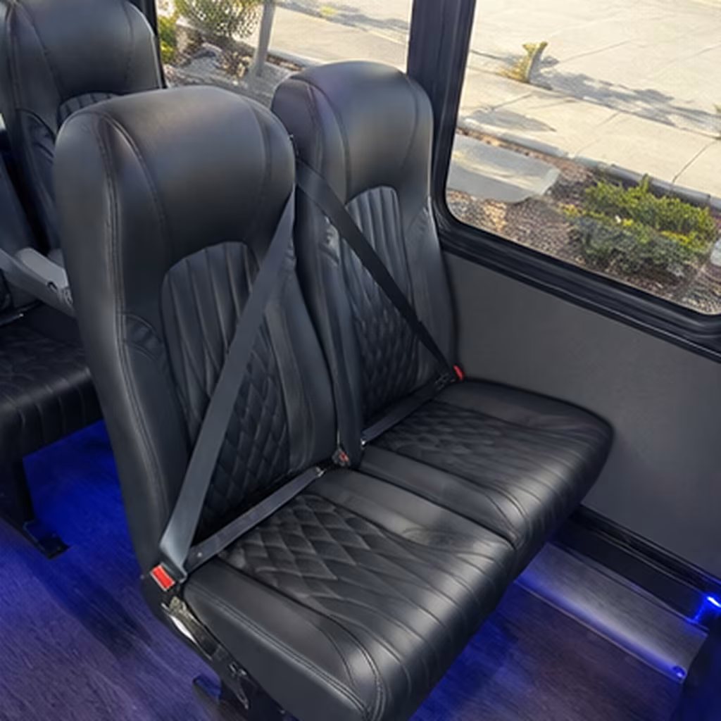 louisville 30 passenger minibus inside