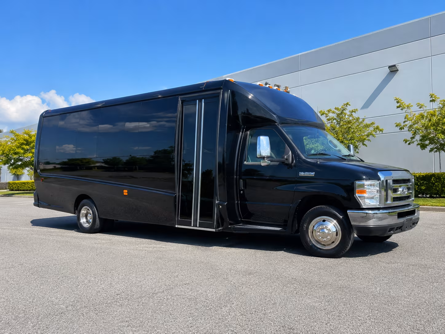 louisville bourbon trail through party bus rental
