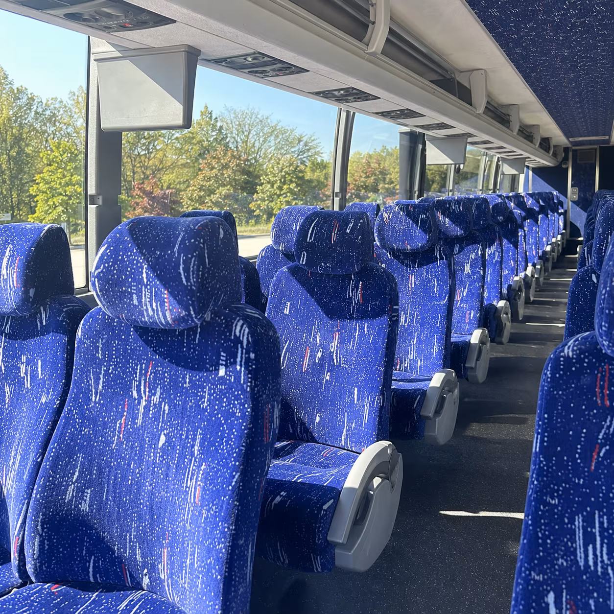 louisville churchill downs kentucky charter bus rental