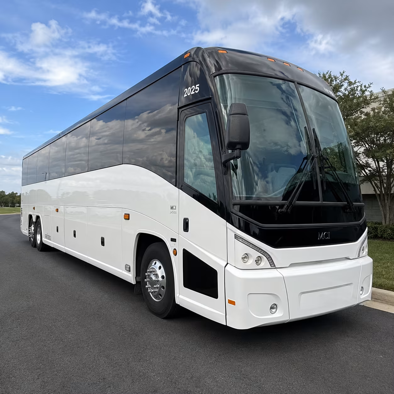 louisville corporate charter bus rental