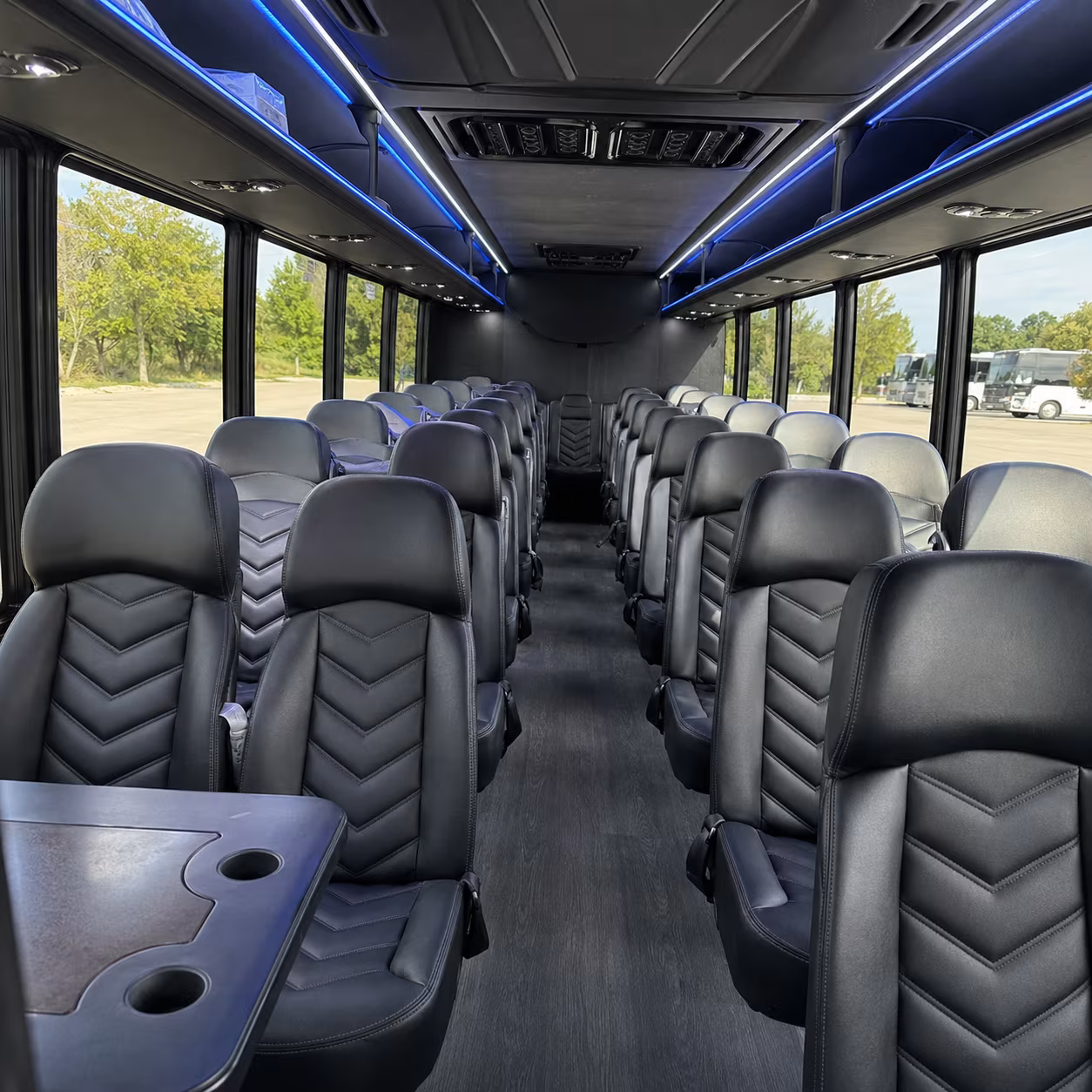 minibuses for kentucky derby museum and waterfront field trips
